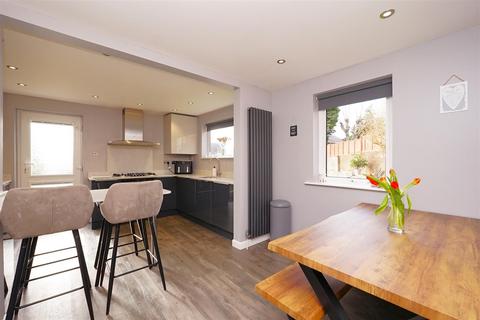 14 Laurel Drive, Barrow-in-furness, LA13 0RD