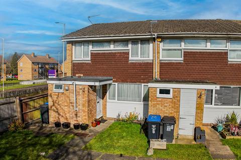 3 bedroom end of terrace house for sale, Haddon Close, Hemel Hempstead, HP3