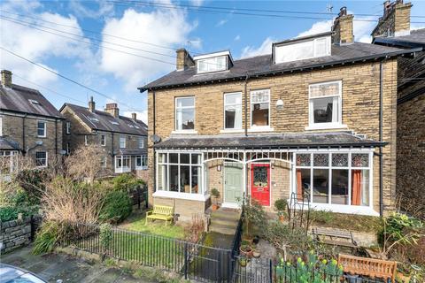 32 Avondale Crescent, Shipley, BD18 4QS