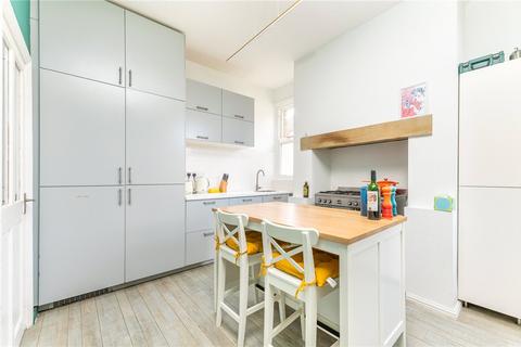 32 Avondale Crescent, Shipley, BD18 4QS