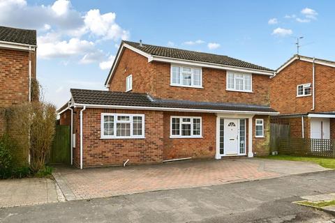 4 bedroom detached house for sale, Woodhall Close, Cuckfield