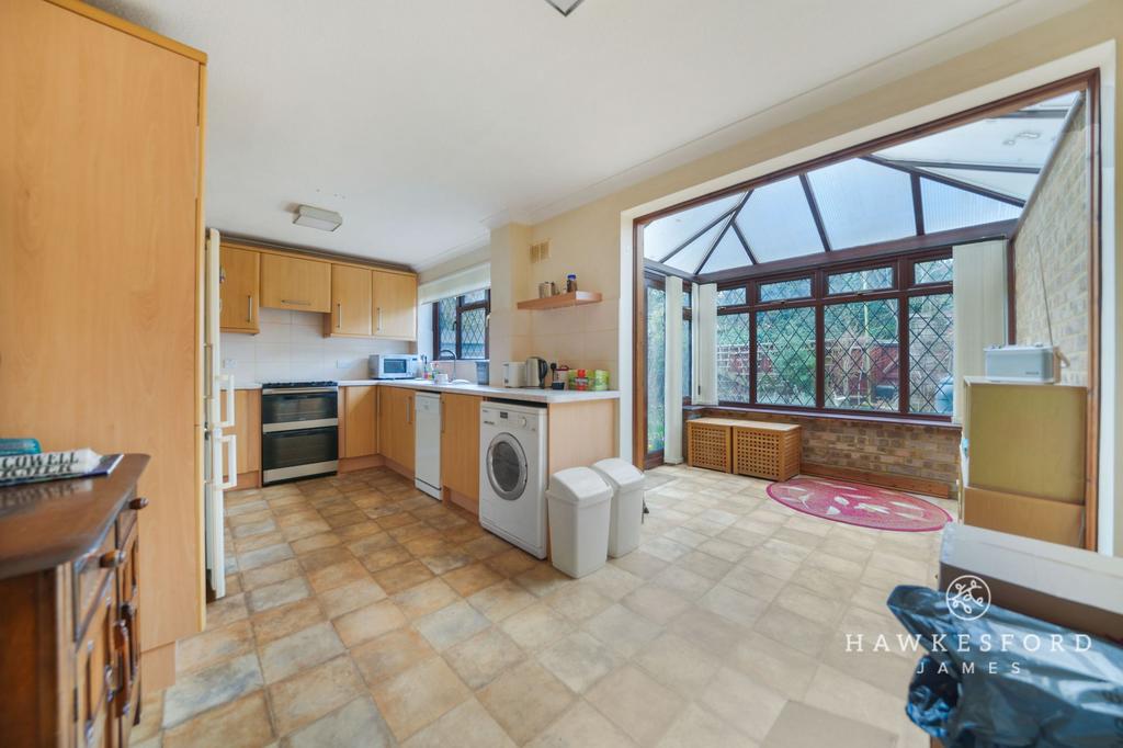 Sunnybank, Sittingbourne - Kitchen/diner