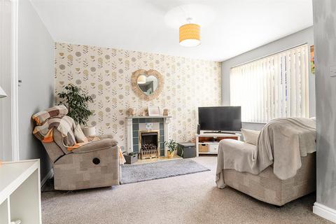 3 bedroom semi-detached house for sale, Greensward Close, Kenilworth