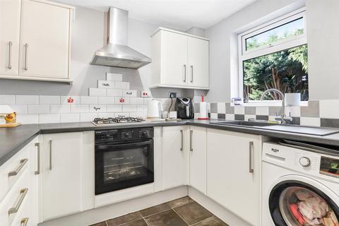 3 bedroom semi-detached house for sale, Greensward Close, Kenilworth