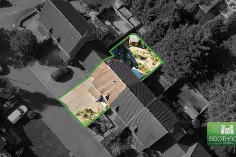 3 bedroom semi-detached house for sale, Greensward Close, Kenilworth
