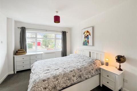 125 Bath Road, Willsbridge, Bristol, BS30 6ED