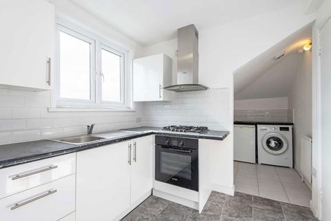 1 bedroom flat to rent, Goulton Road, London E5