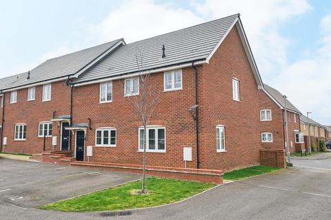 2 bedroom maisonette for sale, Valerian Way, Leighton Buzzard