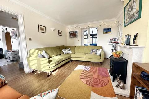 2 bedroom semi-detached house for sale, Burnes Vale, Rottingdean, BN2 7DW