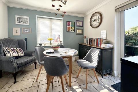 2 bedroom semi-detached house for sale, Burnes Vale, Rottingdean, BN2 7DW