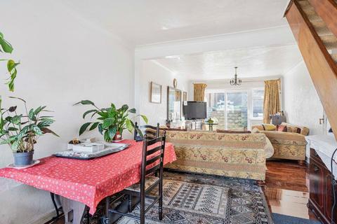 5 bedroom chalet for sale, Deans Close, Woodingdean, BN2 6RN