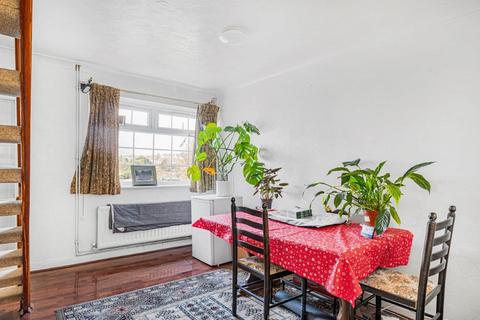 5 bedroom chalet for sale, Deans Close, Woodingdean, BN2 6RN