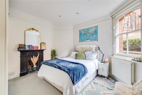 3 bedroom apartment for sale, Queen's Club Gardens, London, W14