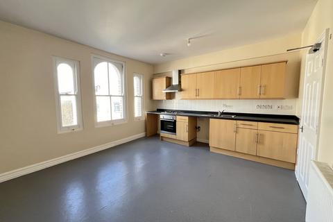 2 bedroom flat to rent, Edward Street, London SE8