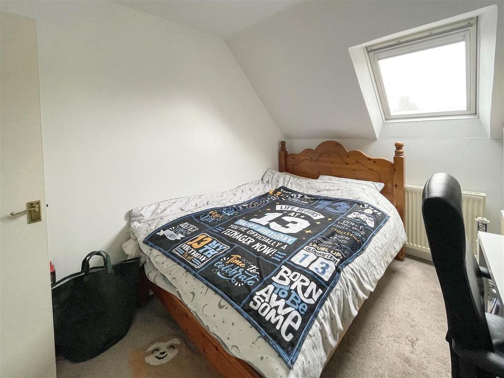 Bed 2.JPG