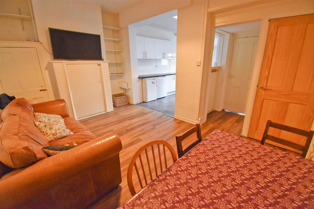 Dining Room.jpg