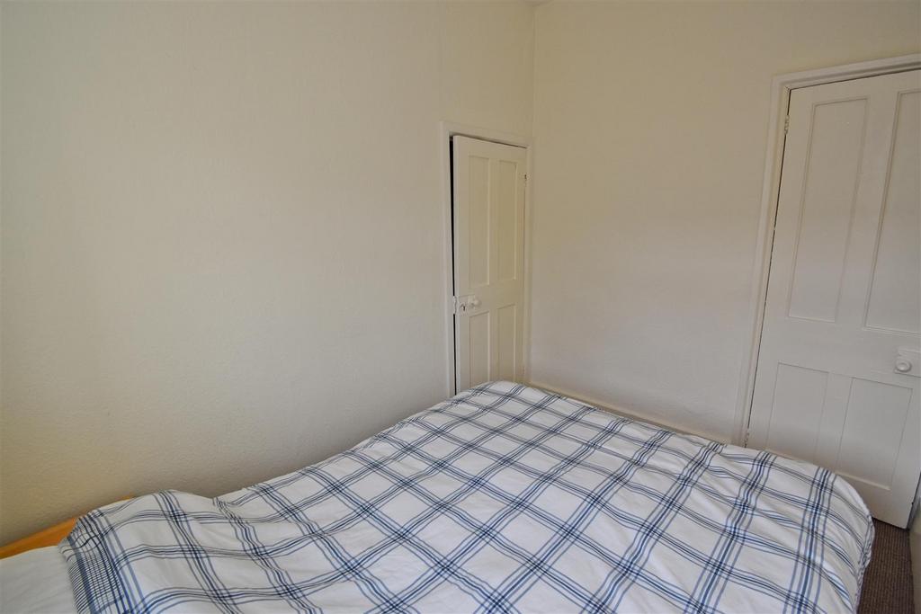 Bedroom 2.2.jpg