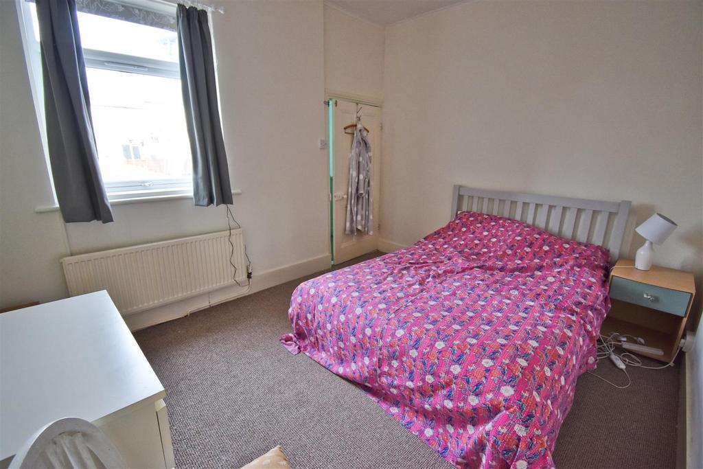 Bedroom 1.1.jpg