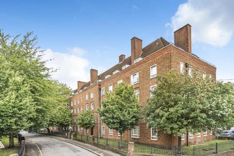 129 Stockwell Gardens, London, SW9 0SA