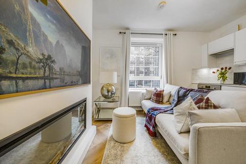 129 Stockwell Gardens, London, SW9 0SA