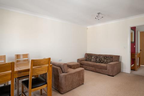 2 bedroom flat for sale, Newtown Road, Newbury, RG14