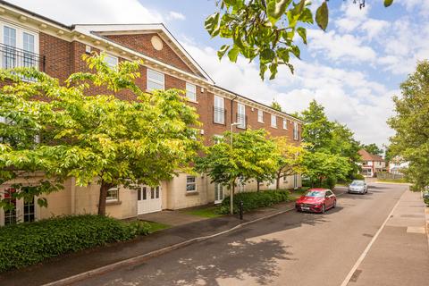 2 bedroom flat for sale, Newtown Road, Newbury, RG14