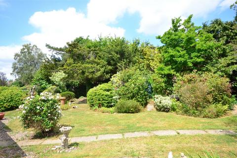 2 bedroom bungalow for sale, East Grinstead, West Sussex, RH19