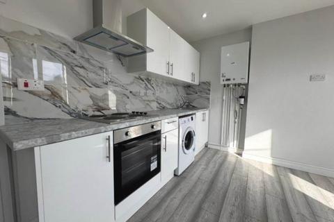1 bedroom apartment to rent, Tilehurst Road, Reading