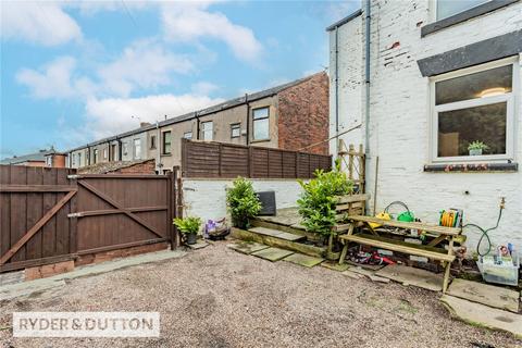 4 bedroom terraced house for sale, Oldham Road, Shaw, Oldham, Greater Manchester, OL2