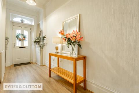 4 bedroom terraced house for sale, Oldham Road, Shaw, Oldham, Greater Manchester, OL2
