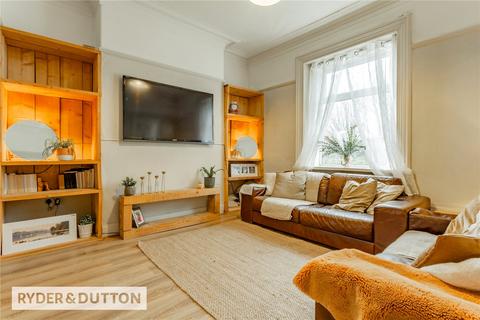 4 bedroom terraced house for sale, Oldham Road, Shaw, Oldham, Greater Manchester, OL2