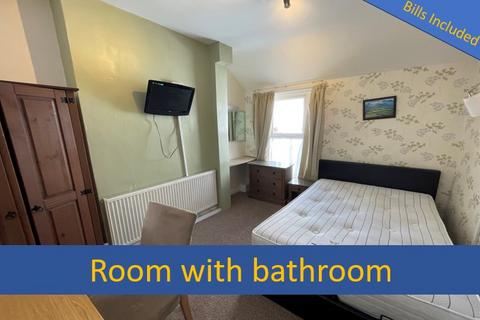 1 bedroom in a house share to rent, Oystermouth Rd, Swansea