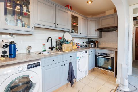 1 bedroom flat for sale, Tennyson House, Ryde PO33