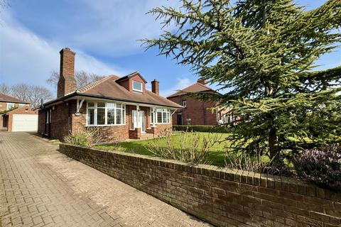 3 bedroom detached bungalow for sale, Churchfield Lane, Darton, Barnsley