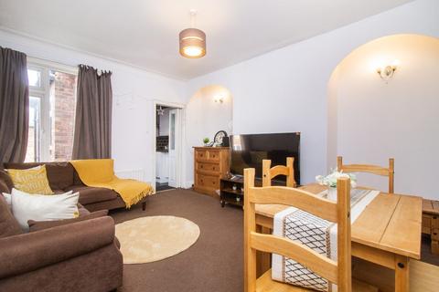 3 bedroom flat for sale, Faldonside, Newcastle Upon Tyne