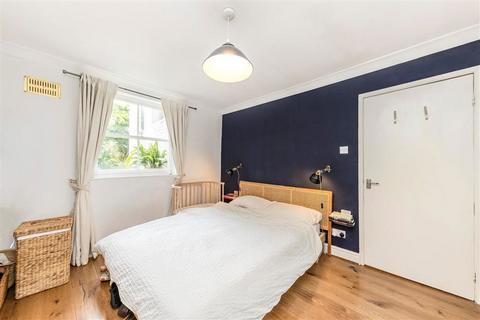 1 bedroom flat for sale, St. Donatts Road, London SE14