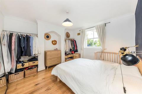 1 bedroom flat for sale, St. Donatts Road, London SE14