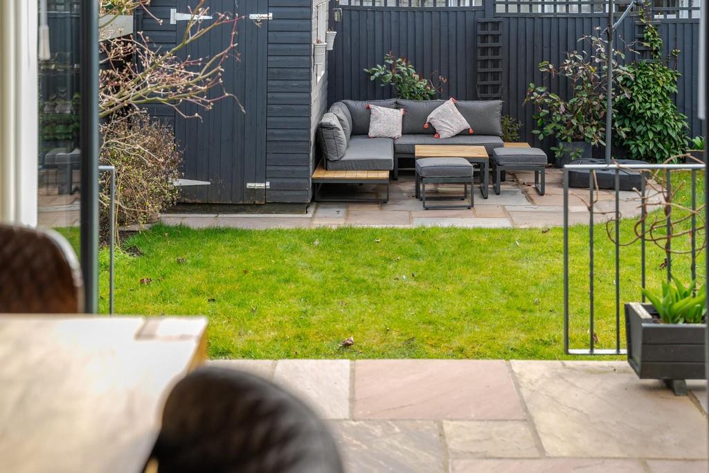 Garden 3.jpg
