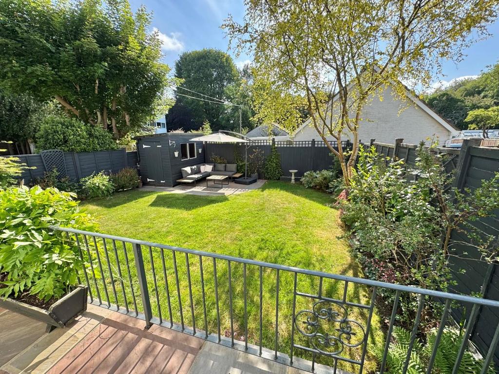 Stutton Road - Garden.jpg