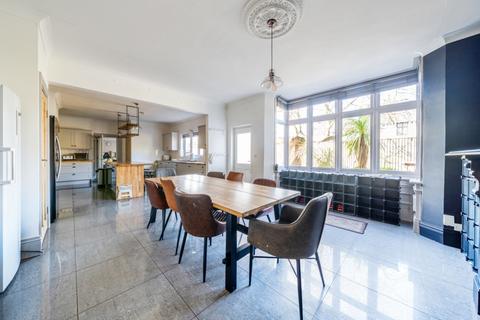 5 bedroom semi-detached house for sale, Park Drive, Grimsby, Lincolnshire, DN32