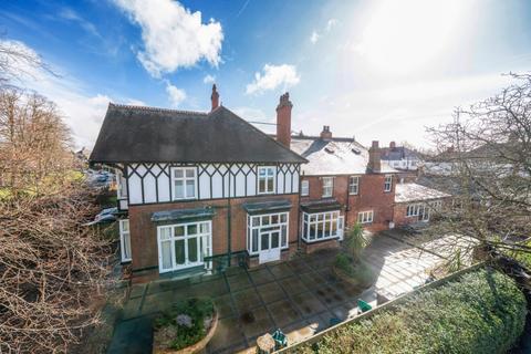 5 bedroom semi-detached house for sale, Park Drive, Grimsby, Lincolnshire, DN32