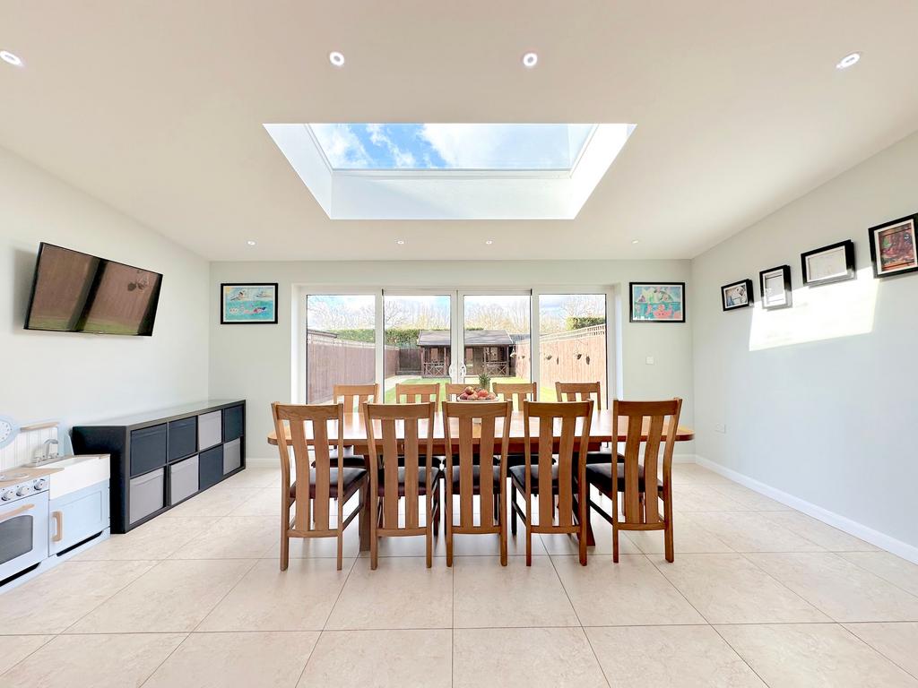Open-plan Kitchen/Dining Room