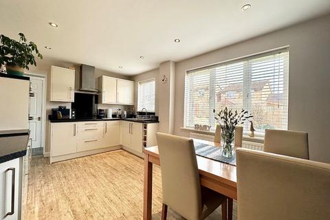 4 bedroom detached house for sale, Tiffany Gardens, East Hunsbury, Northampton NN4