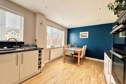 4 bedroom detached house for sale, Tiffany Gardens, East Hunsbury, Northampton NN4