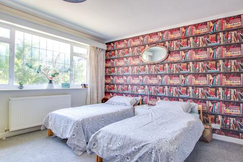 Forest Side Armstrong Close, Brockenhurst, SO42 7SZ
