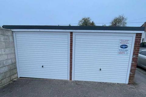undefined, Fleming Close, Ludgershall SP11