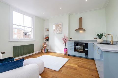 2 bedroom flat for sale, Amhurst Road, London E8