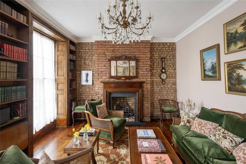2 bedroom terraced house to rent, Church Street, London, NW8