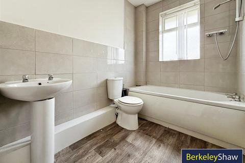 2 bedroom flat for sale, Cross Green Close, Formby
