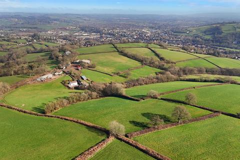 4 bedroom detached house for sale, Seven Crosses, Tiverton